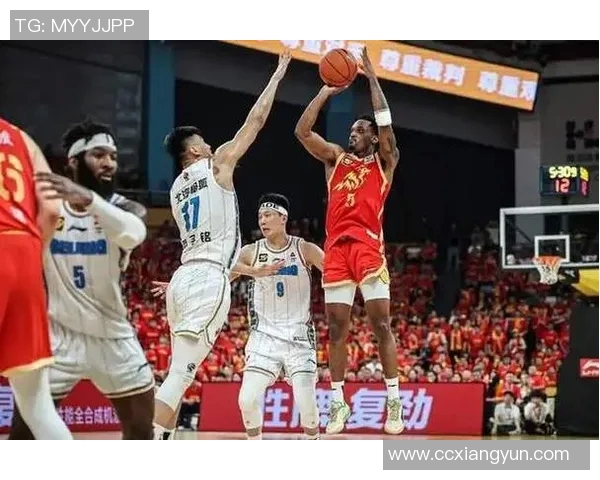 总决赛巅峰对决辽宁队挑战广厦队谁能夺得最终荣耀